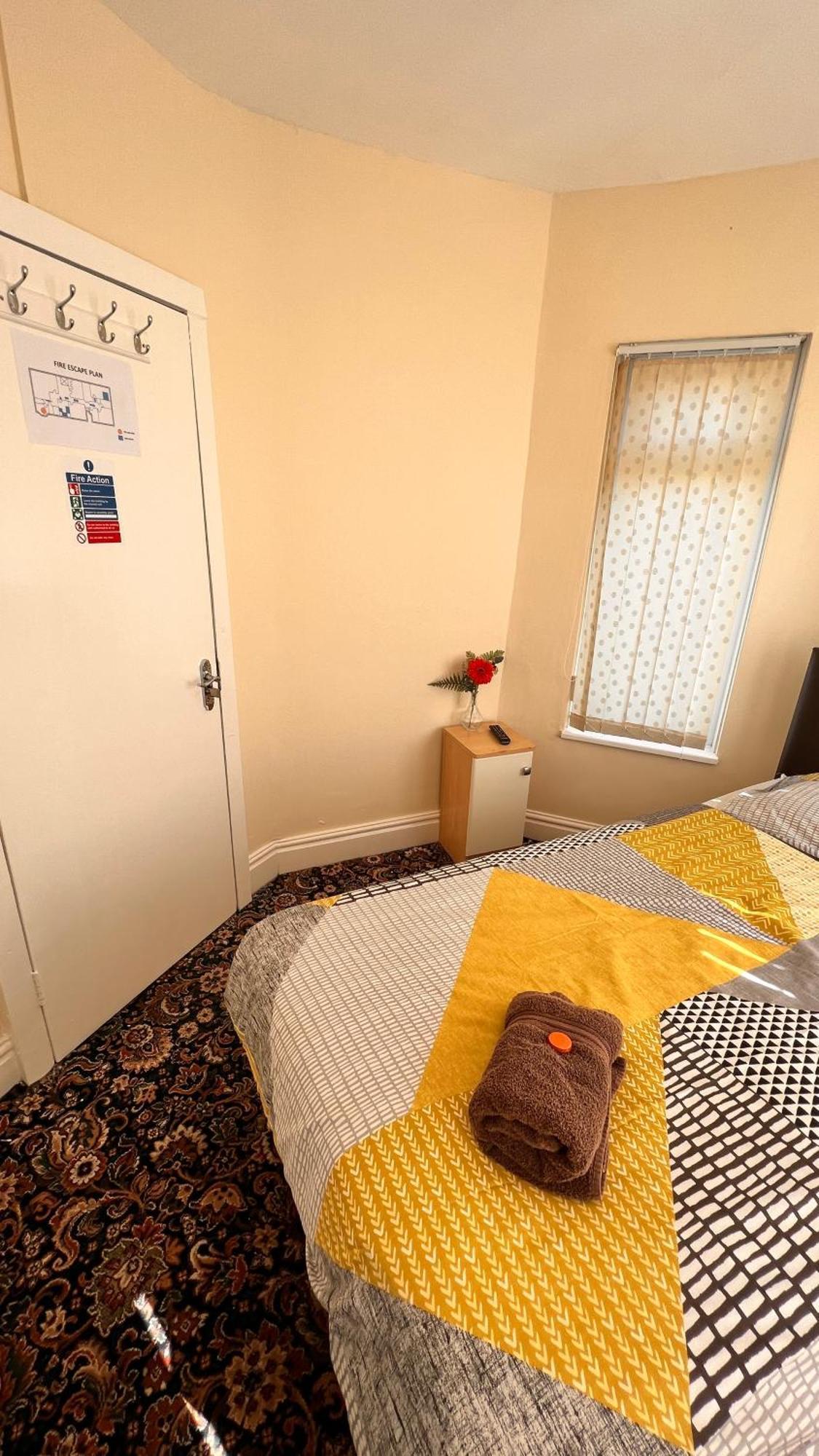 Castle Lodge Guest House 86-88 Sheil Rd L6 3Af Liverpool Luaran gambar
