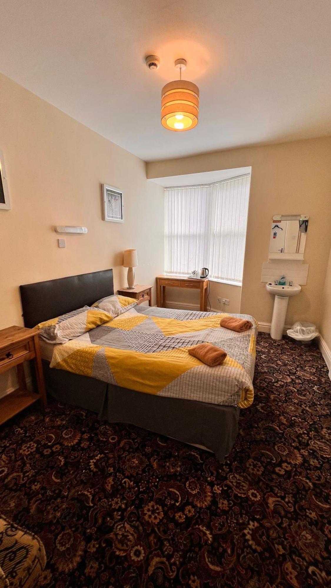 Castle Lodge Guest House 86-88 Sheil Rd L6 3Af Liverpool Luaran gambar