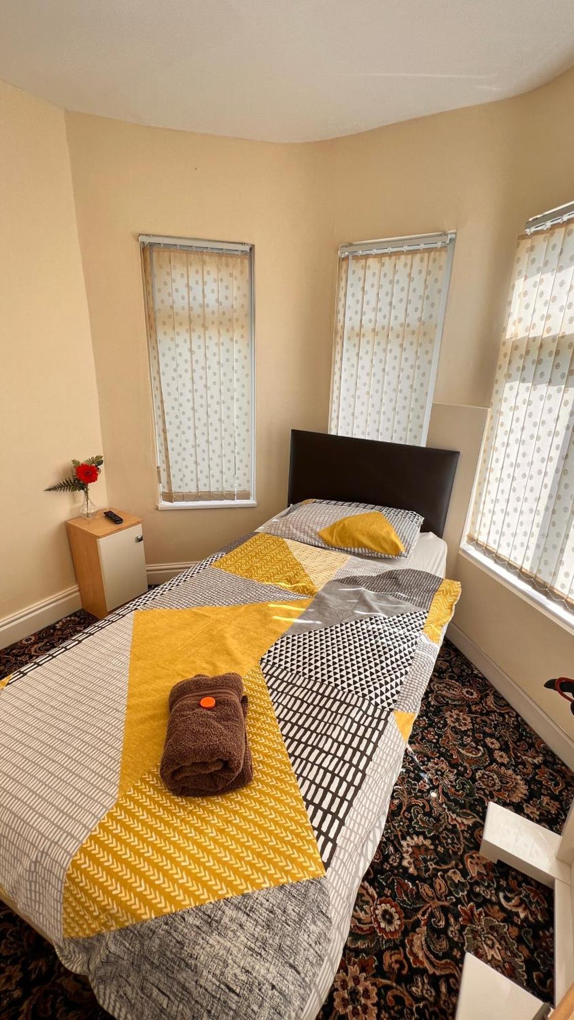 Castle Lodge Guest House 86-88 Sheil Rd L6 3Af Liverpool Luaran gambar