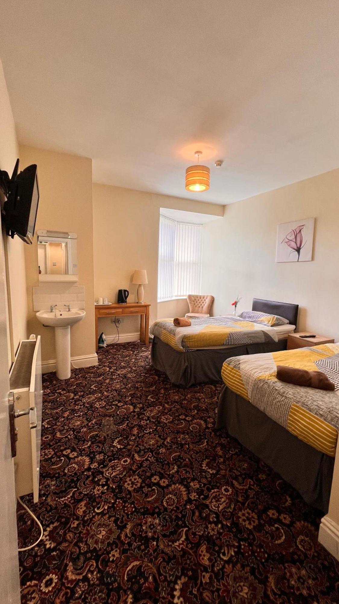 Castle Lodge Guest House 86-88 Sheil Rd L6 3Af Liverpool Luaran gambar